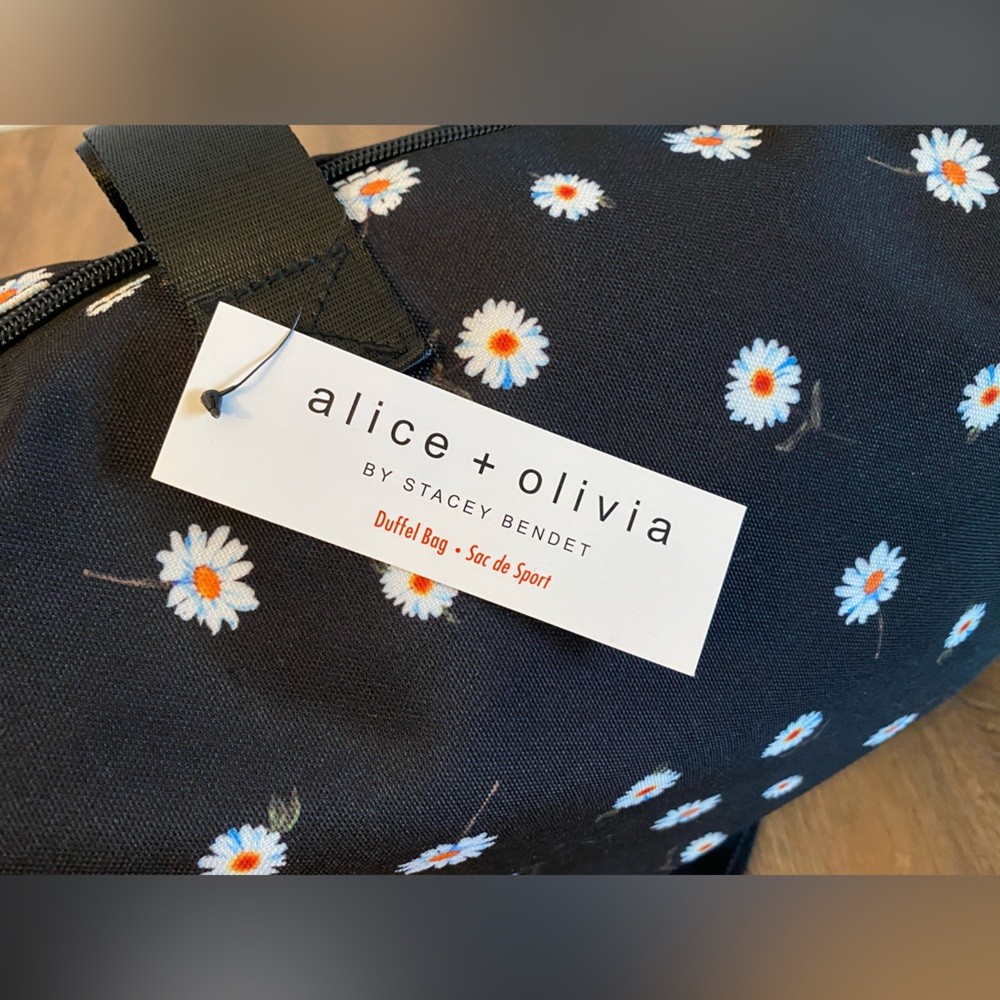 ☘️NWT Alice + Olivia Daisy canvas duffel, black Daisy floral pattern - Picture 7 of 10